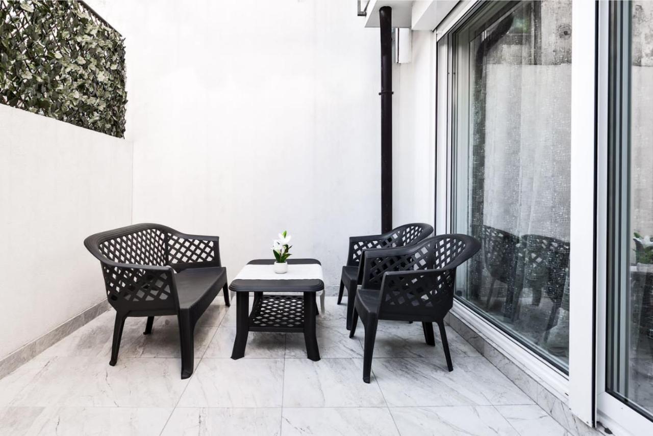 Apartments Sophia Котор Екстериор снимка